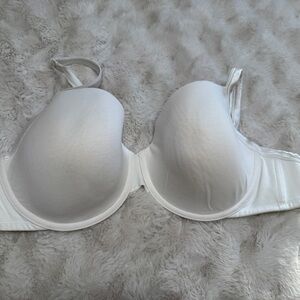 Cacique Full Coverage Underwire T Shirt Bra 46DD White Multi-way straps